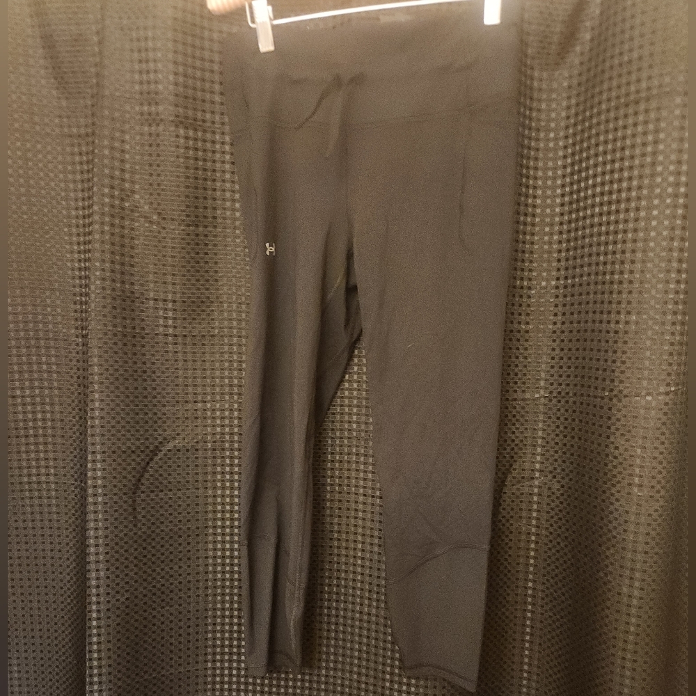 Under Amour cropped leggings